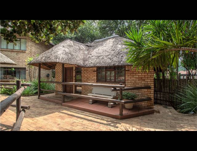 1,500M² BED & BREAKFAST FOR SALE IN ORIEL